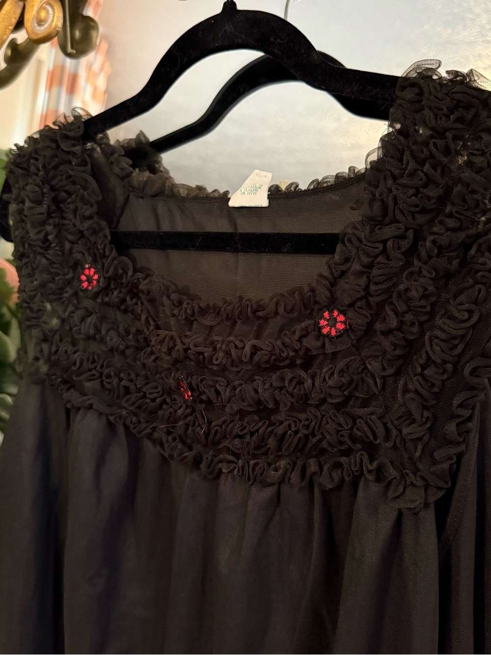 Vintage 70s black ruffled & floral mini slip dress - Picture 3 of 5